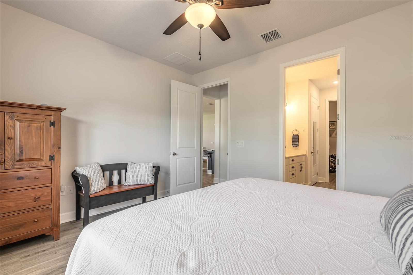 SEASONS AT RIVER CHASE - Residential