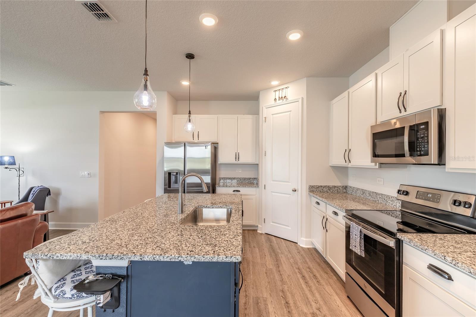 SEASONS AT RIVER CHASE - Residential