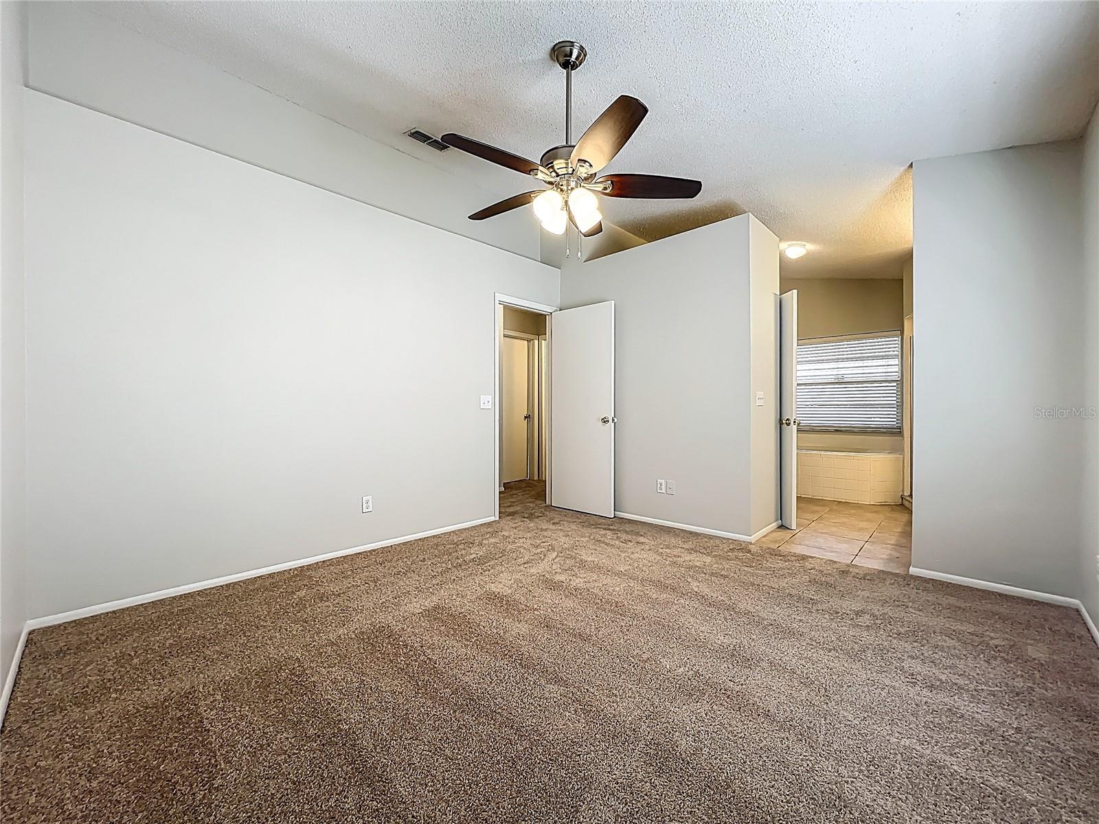 LAKE HAMMER ESTATES - Residential