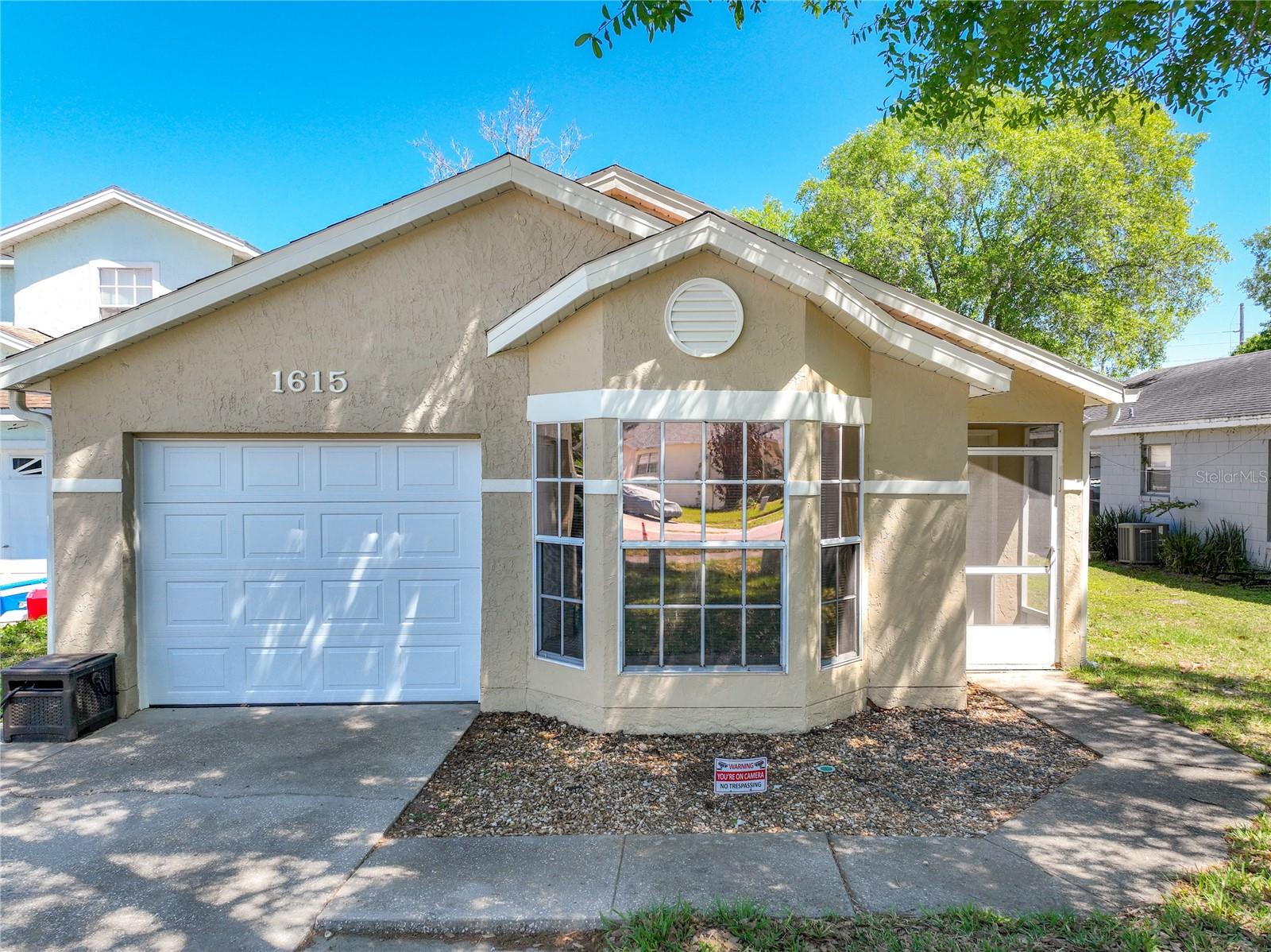 LAKE HAMMER ESTATES - Residential