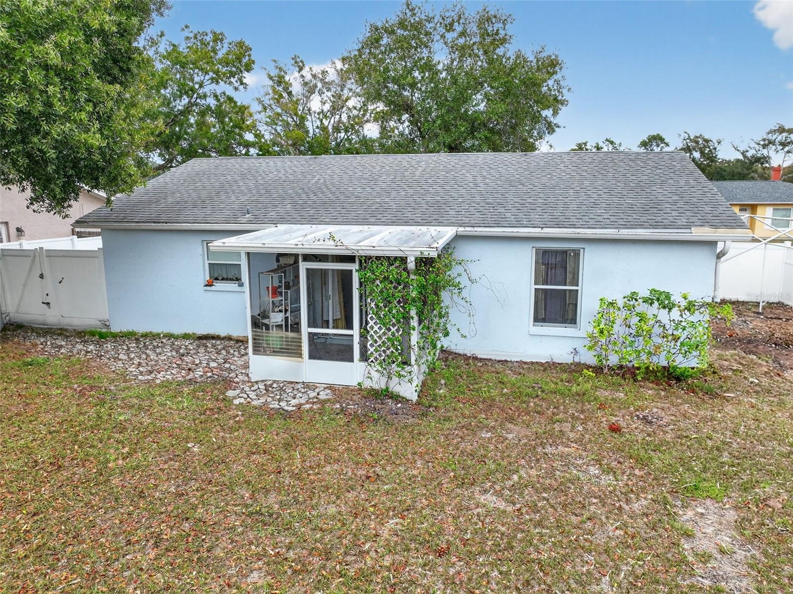 LOGAN GATE VILLAGE UNIT 1 - Residential