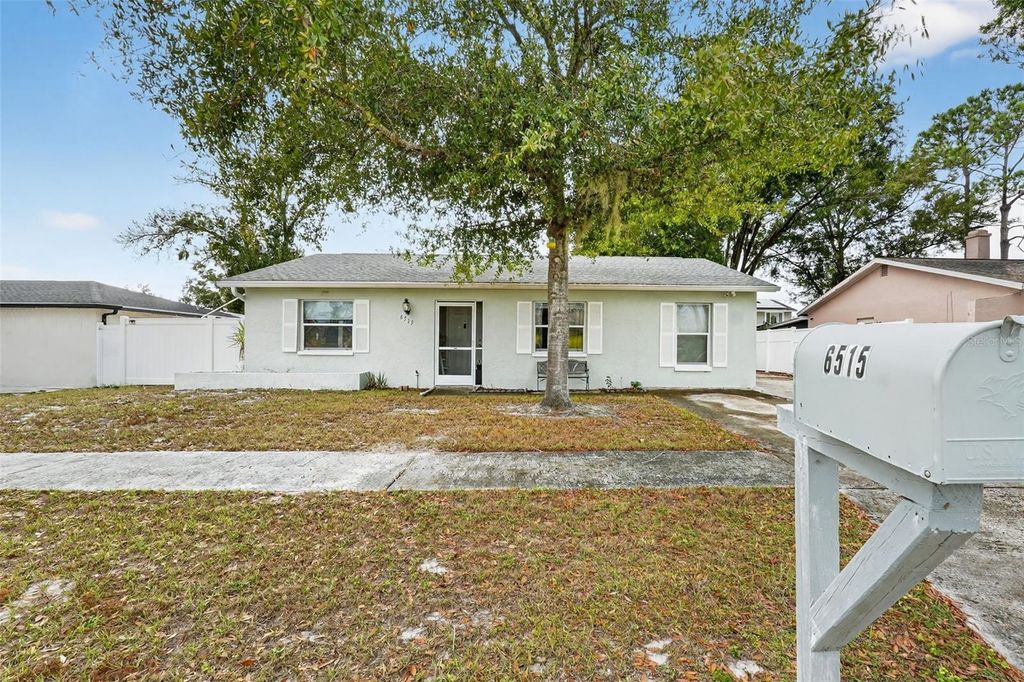 Photo of 6515 Spanish Moss Circle, Tampa, FL 33625 (MLS # TB8456078)