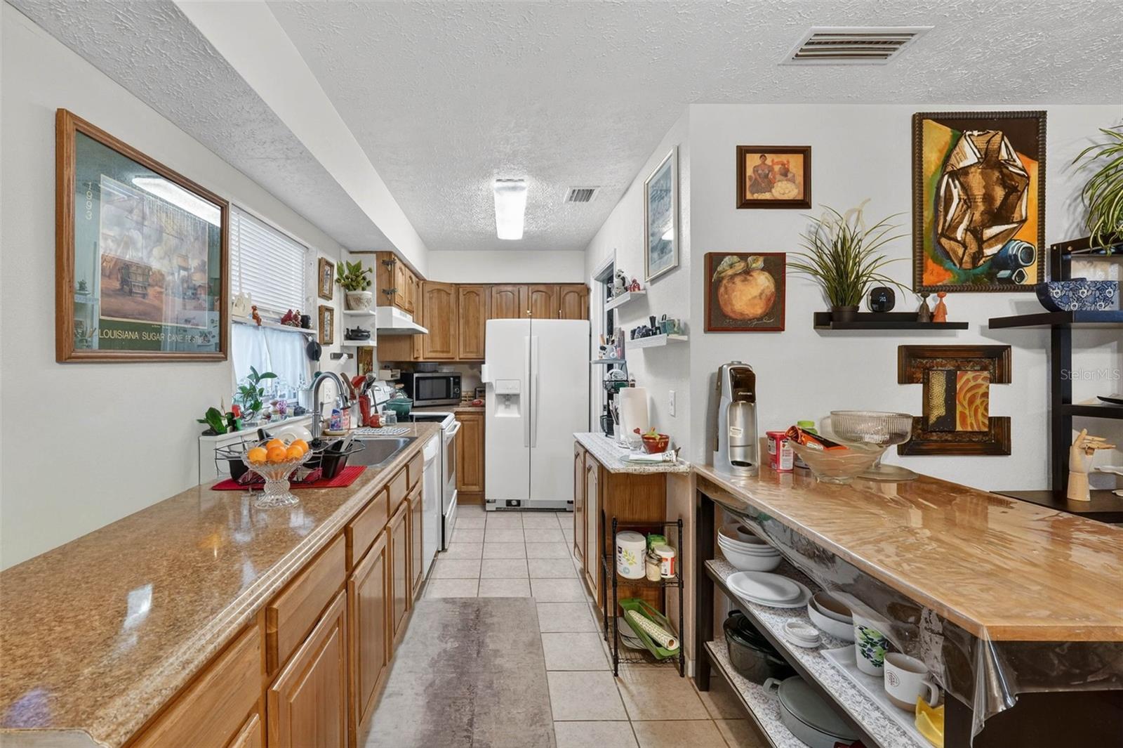 LOGAN GATE VILLAGE UNIT 1 - Residential