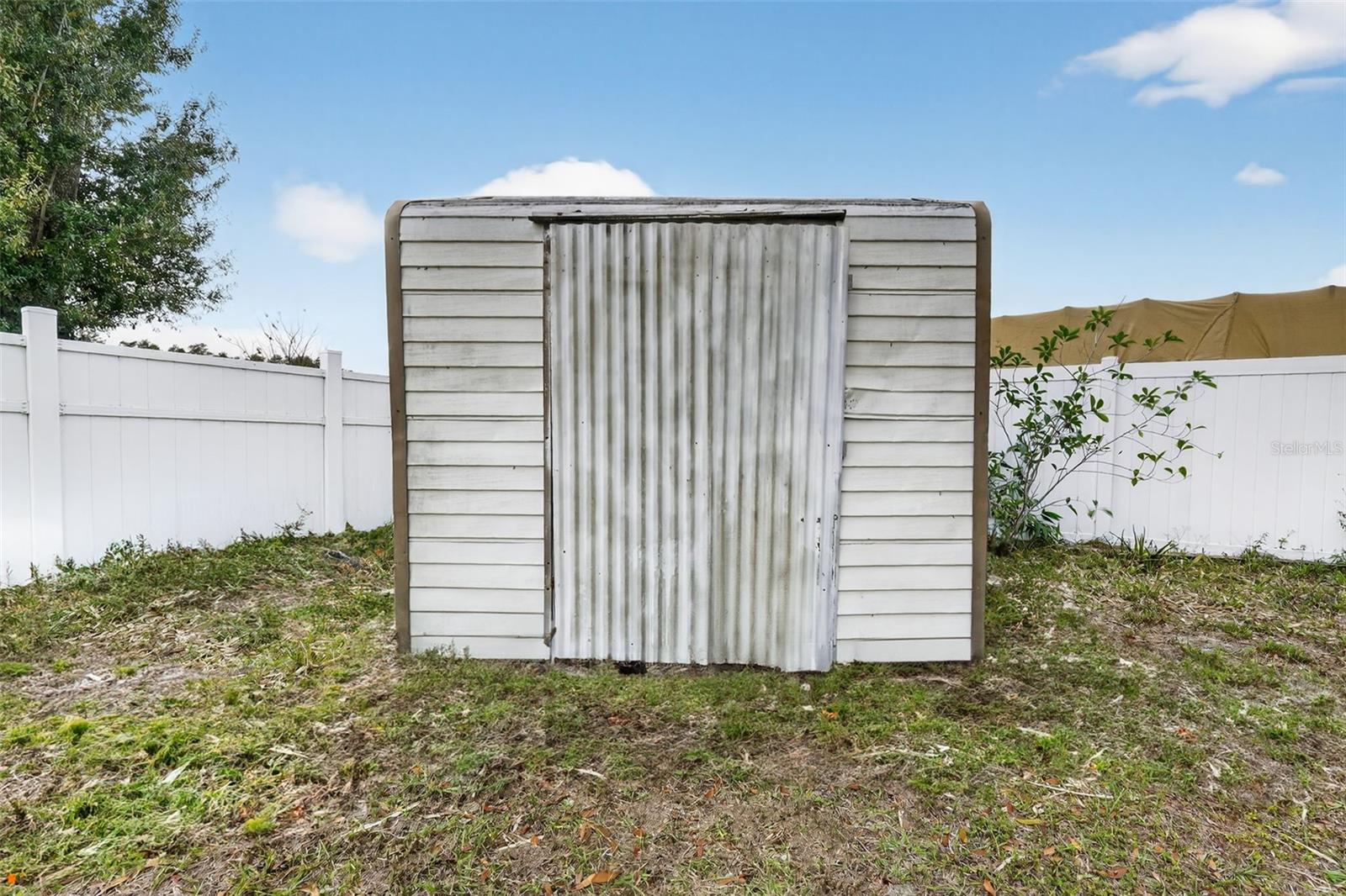 LOGAN GATE VILLAGE UNIT 1 - Residential