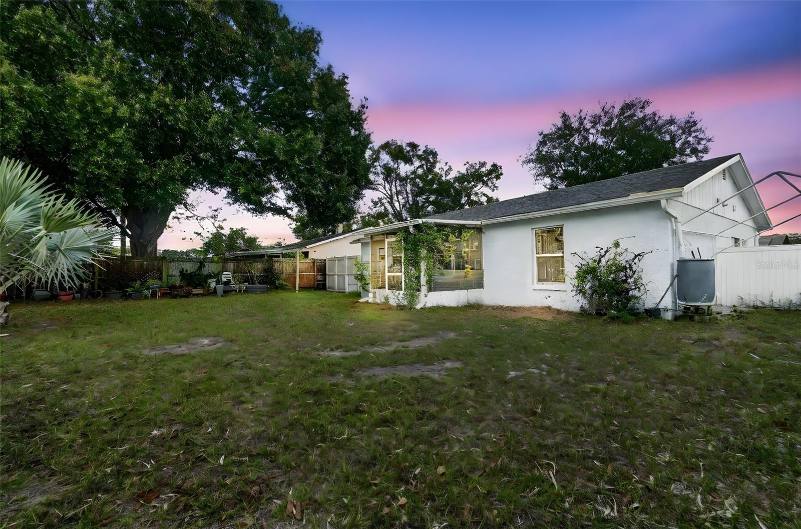 LOGAN GATE VILLAGE UNIT 1 - Residential