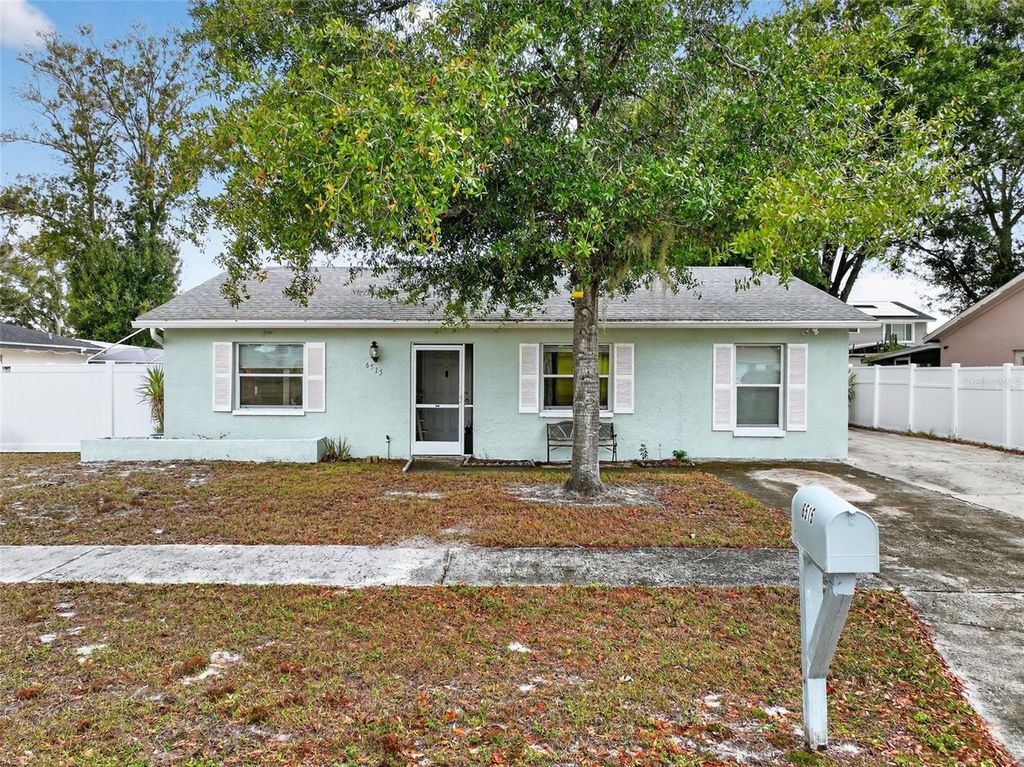 Photo of 6515 Spanish Moss Circle, Tampa, FL 33625 (MLS # TB8456078)
