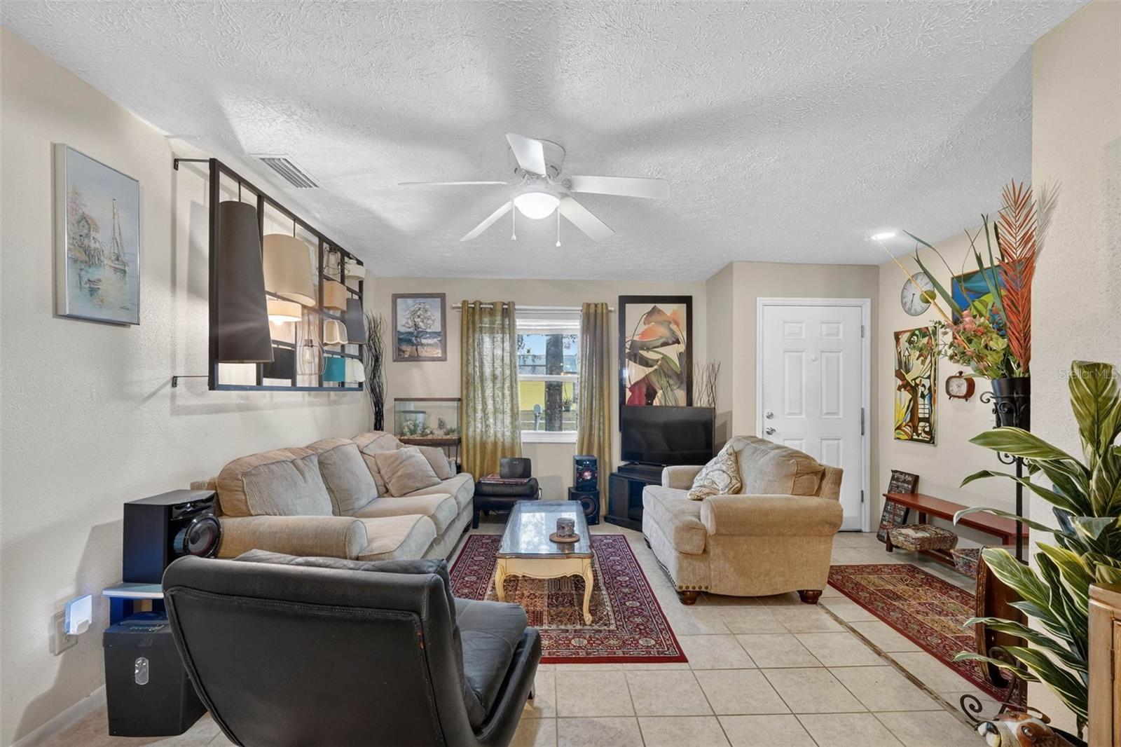 LOGAN GATE VILLAGE UNIT 1 - Residential