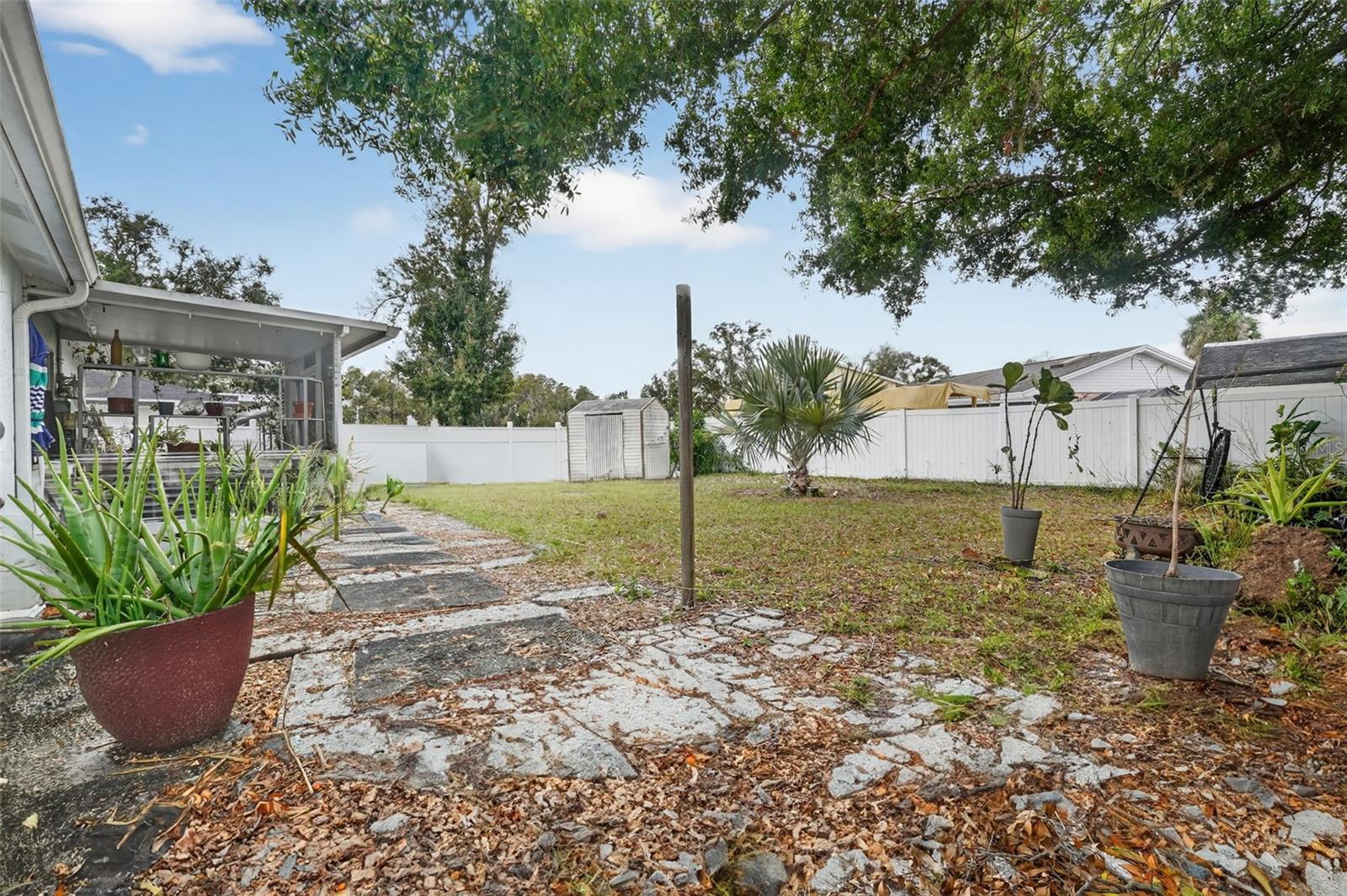 LOGAN GATE VILLAGE UNIT 1 - Residential