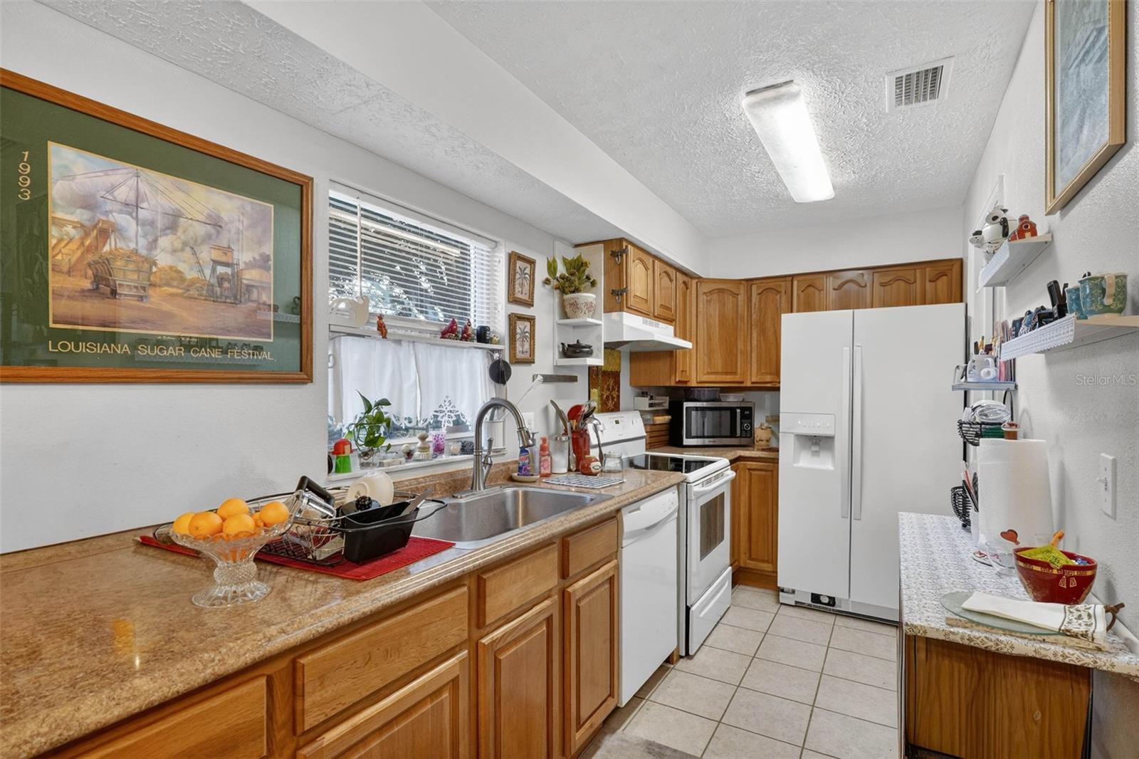 LOGAN GATE VILLAGE UNIT 1 - Residential