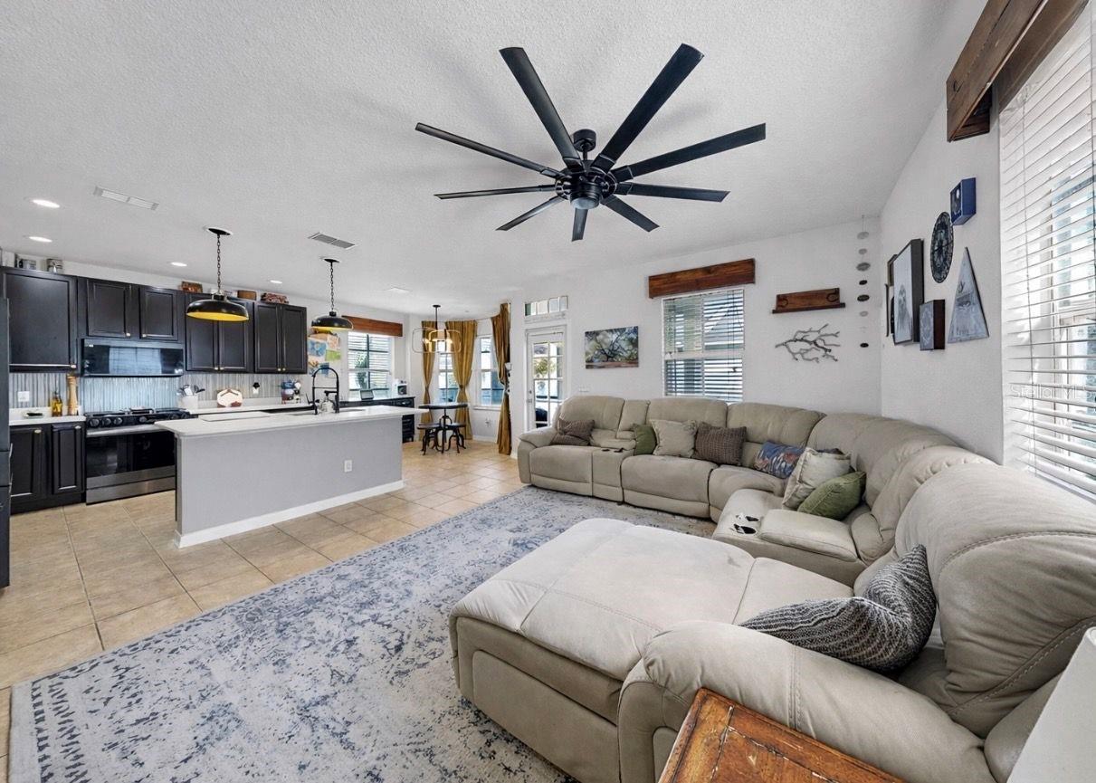 FISHHAWK RANCH TOWNCENTER PH! - Residential