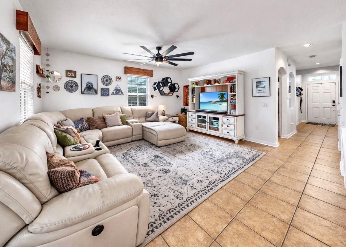 FISHHAWK RANCH TOWNCENTER PH! - Residential