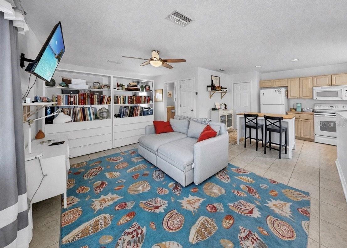 FISHHAWK RANCH TOWNCENTER PH! - Residential