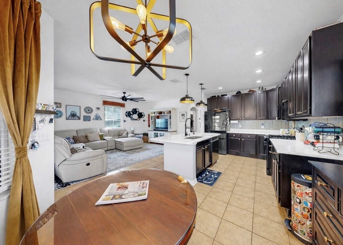 FISHHAWK RANCH TOWNCENTER PH! - Residential