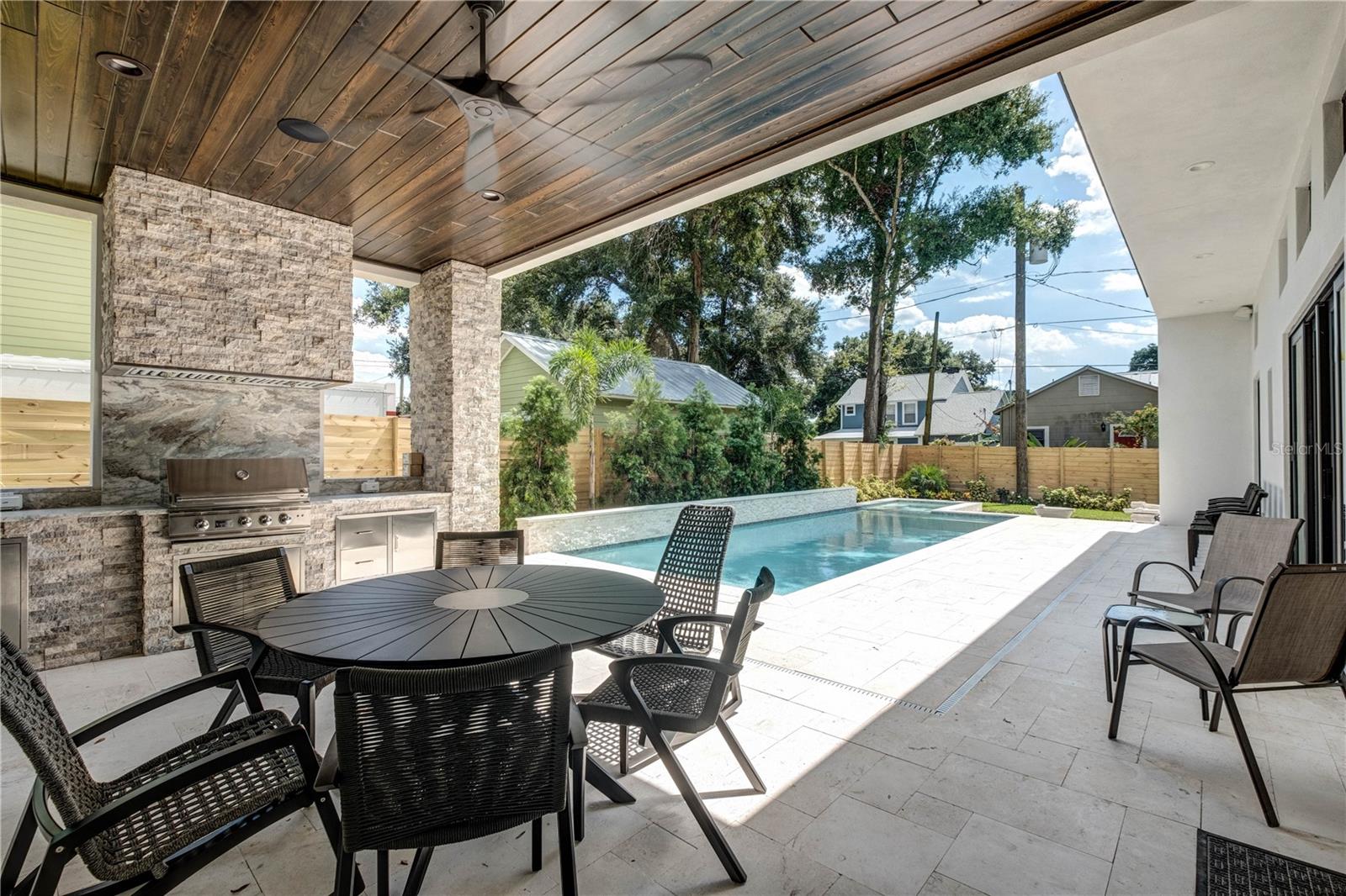 RIDGEWOOD PARK - Residential