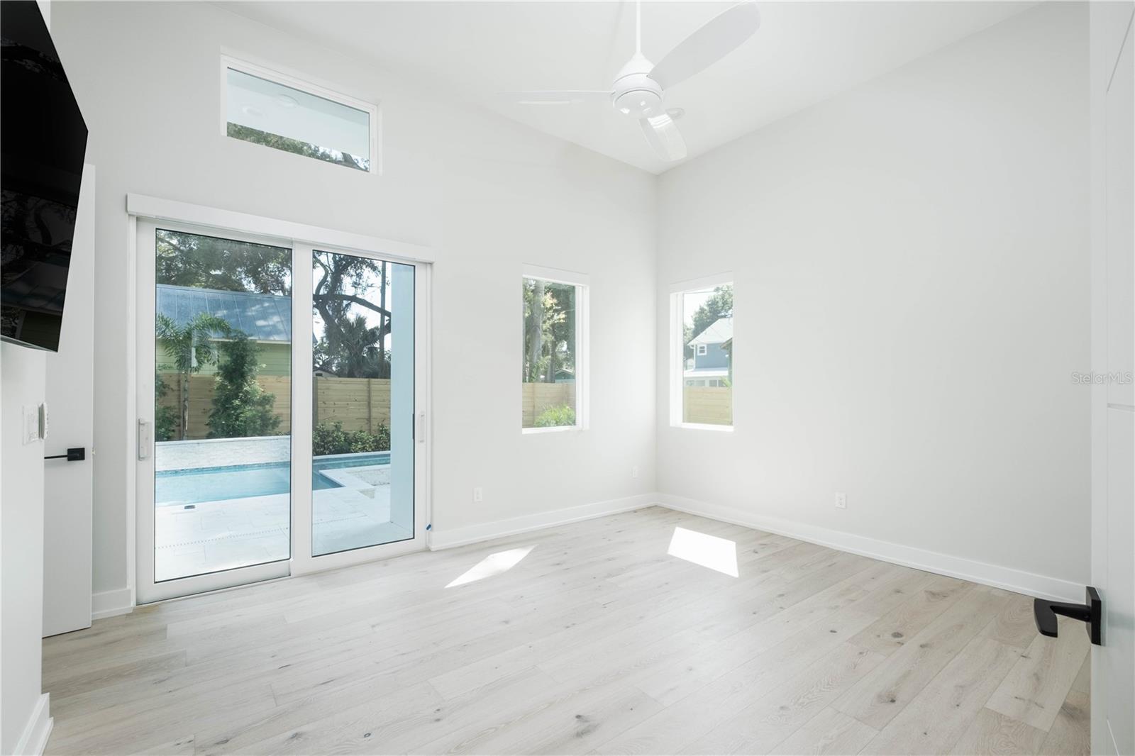 RIDGEWOOD PARK - Residential