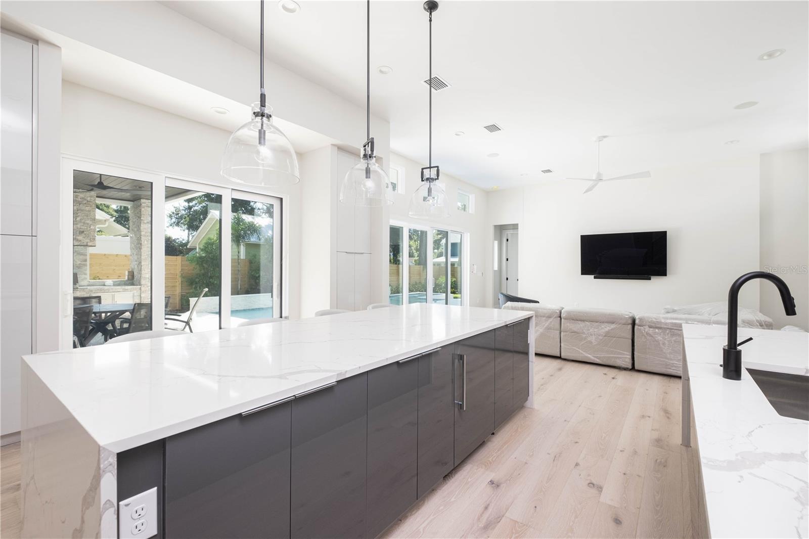 RIDGEWOOD PARK - Residential