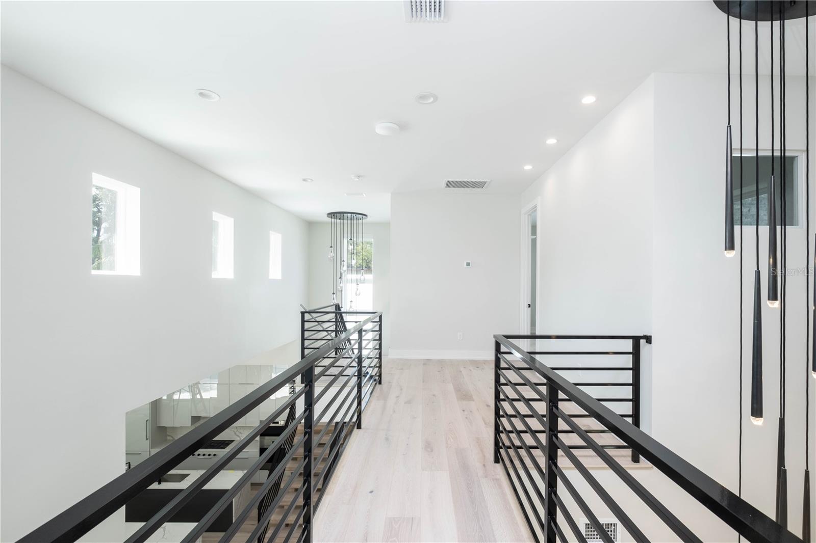 RIDGEWOOD PARK - Residential