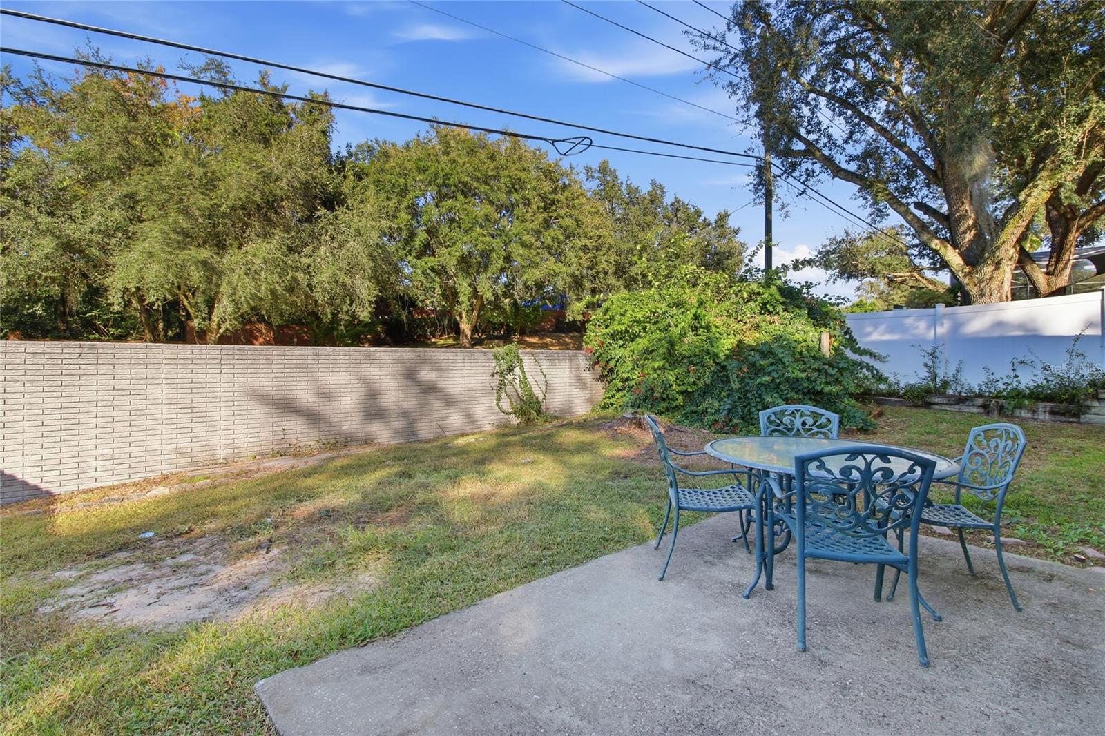 CAMBRIDGE COMMONS - Residential