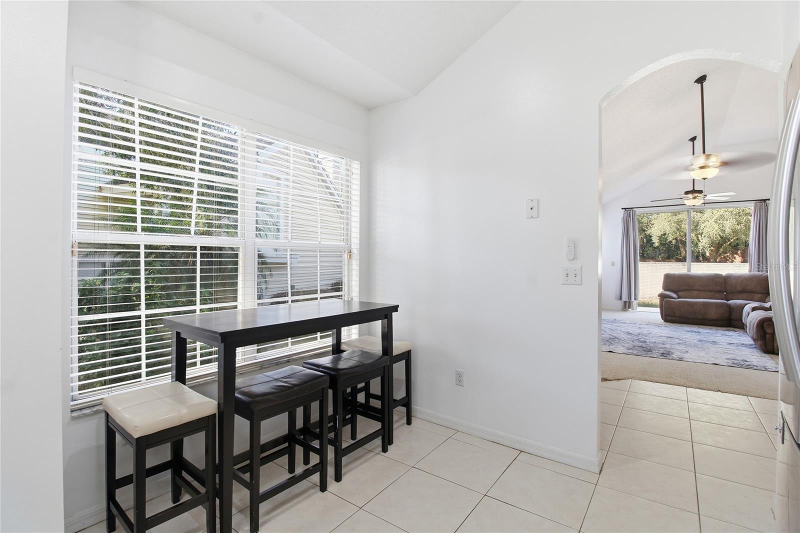 CAMBRIDGE COMMONS - Residential