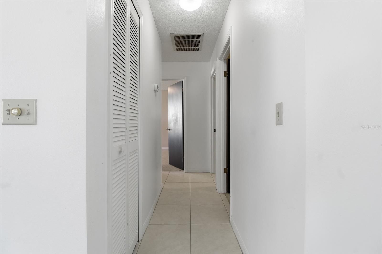 CAMBRIDGE COMMONS - Residential