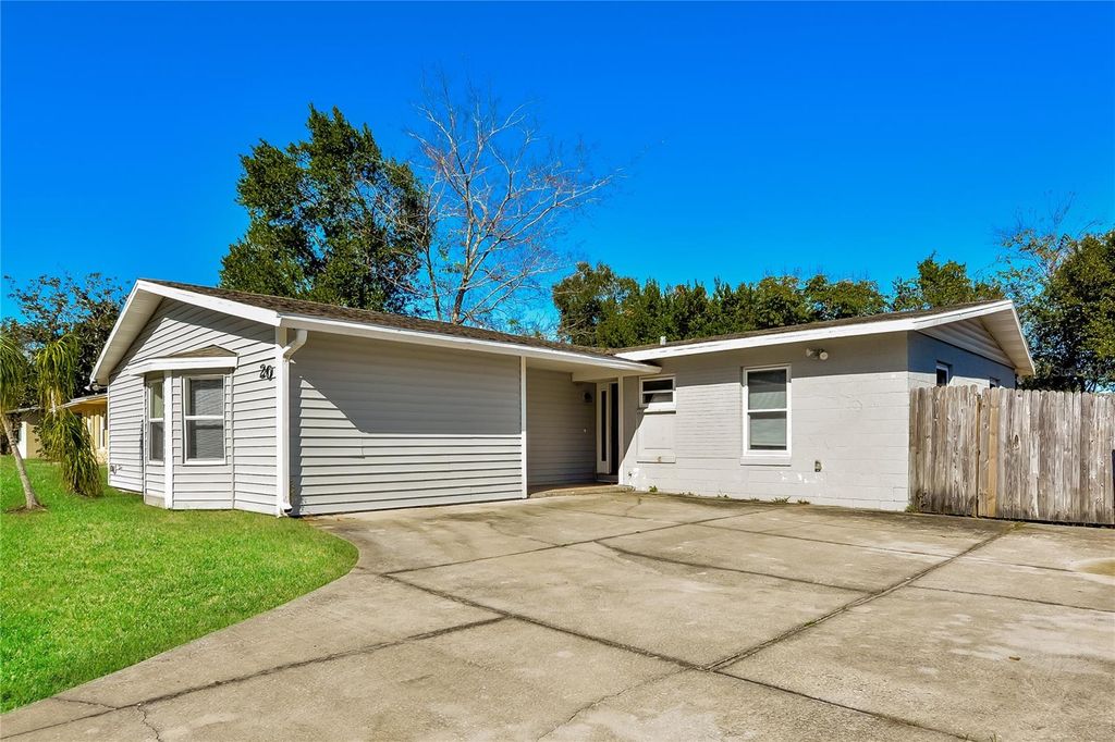 Photo of 20 2nd Street, Winter Springs, FL 32708 (MLS # O6357109)