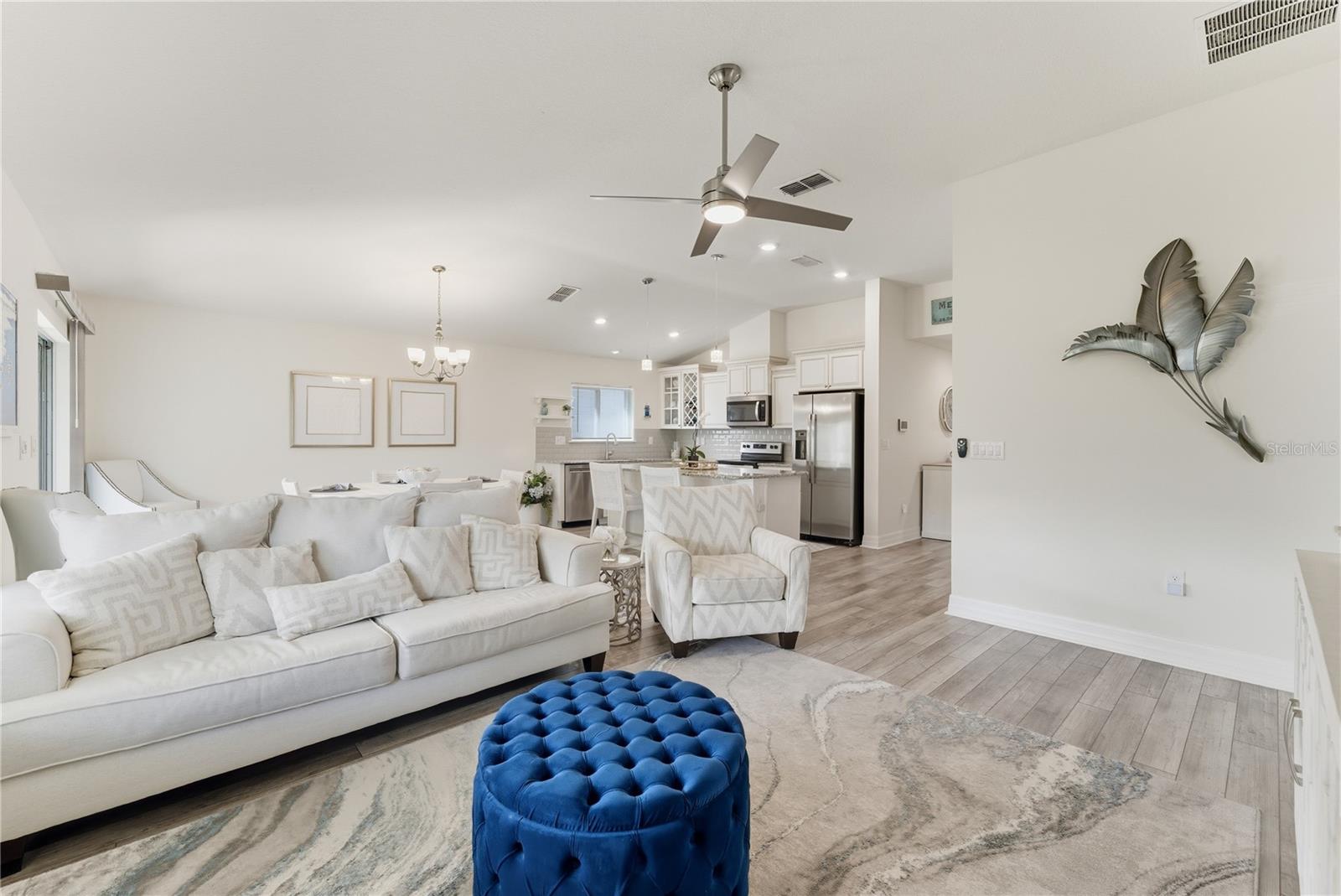 CYPRESS LNDGS PH 2 - Residential