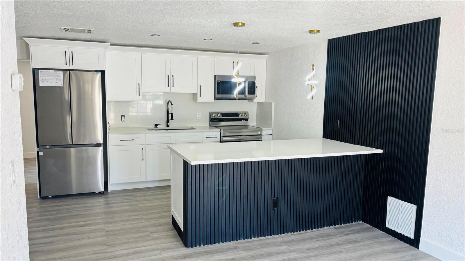 6456 WILLOW WOOD LANE