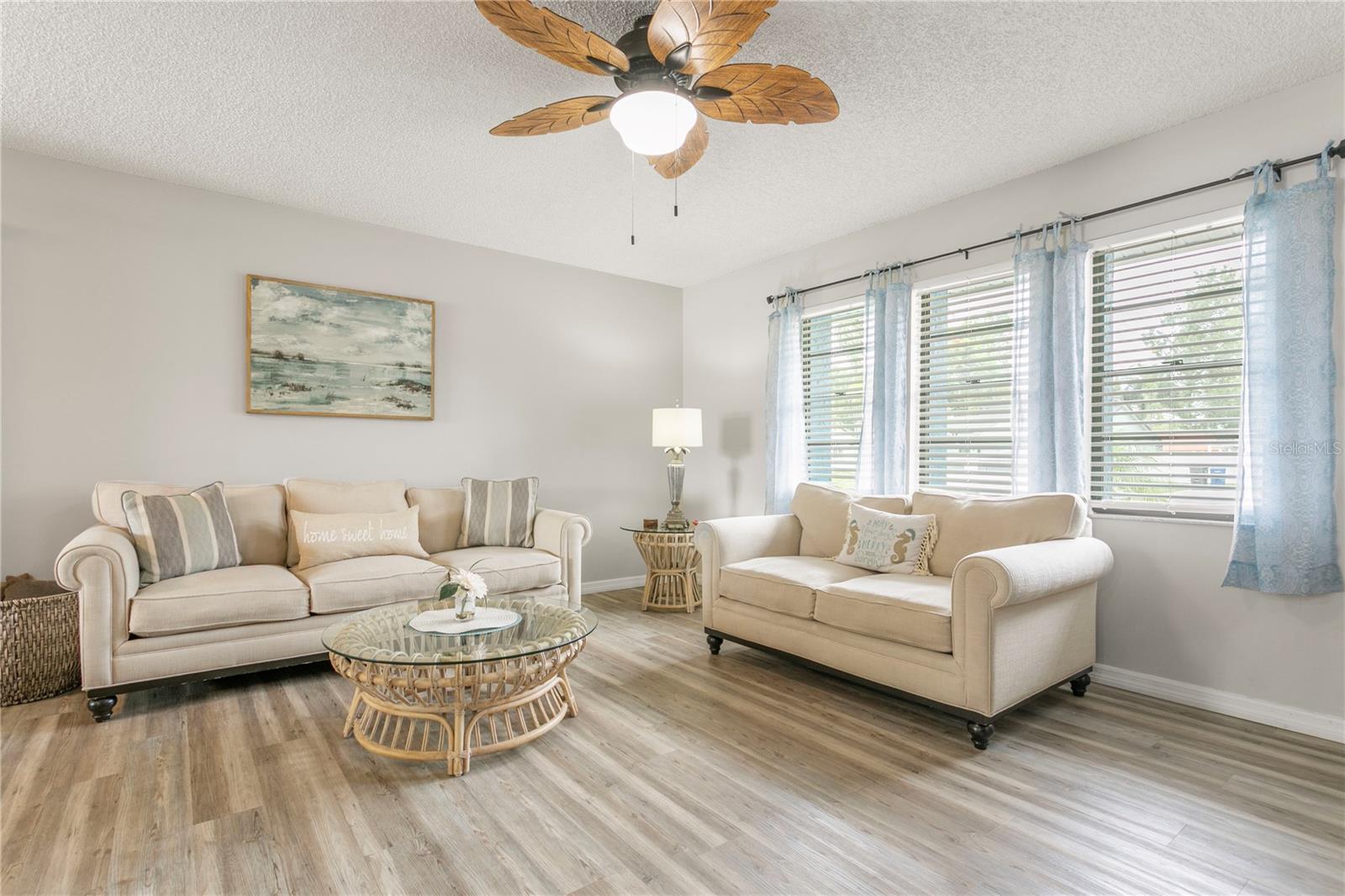 914 PLUM TREE LANE, SARASOTA, FL, 34243 3 914 PLUM TREE LANE