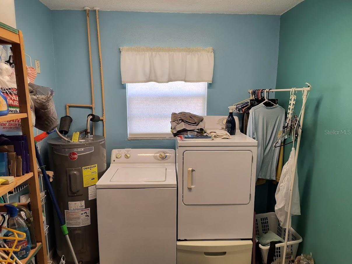 CHESTNUT CREEK ESTATES - Residential