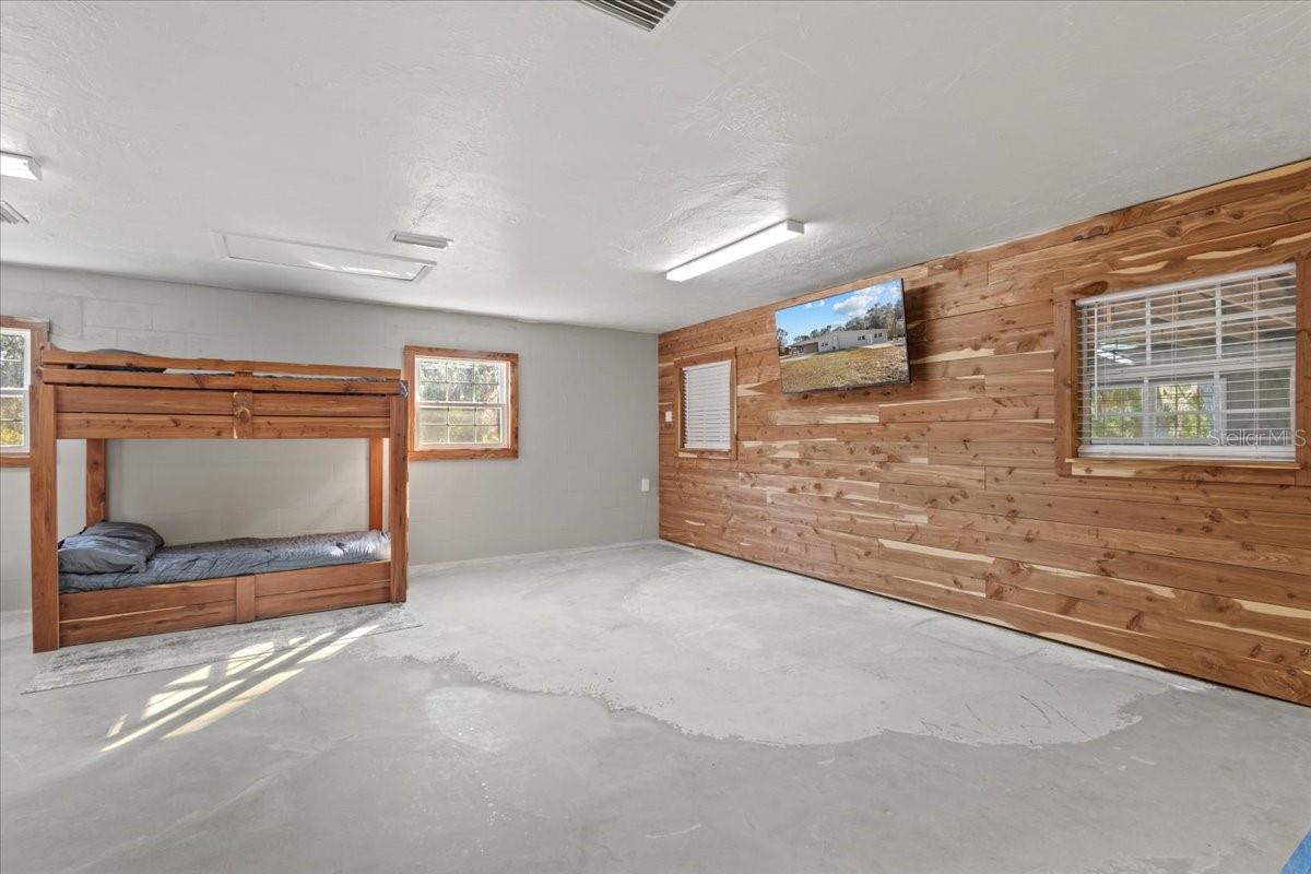 INDIAN OAKS - Residential