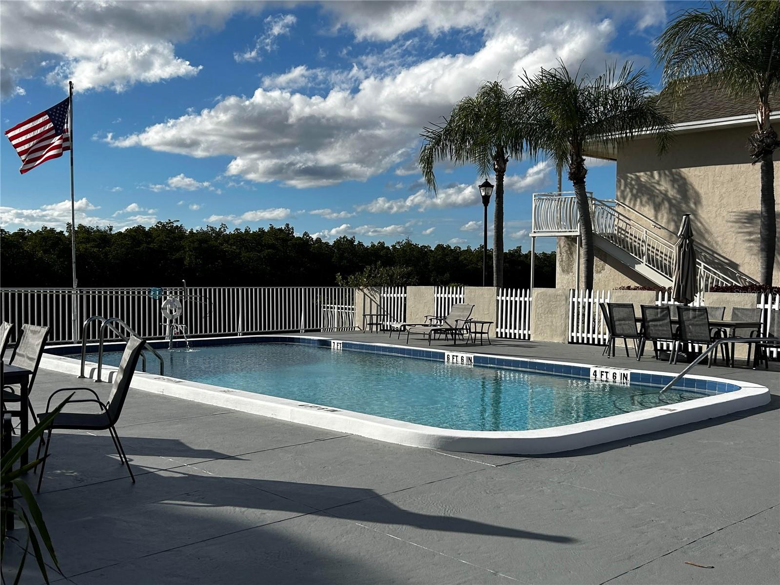 BAY POINTE CONDO - Residential