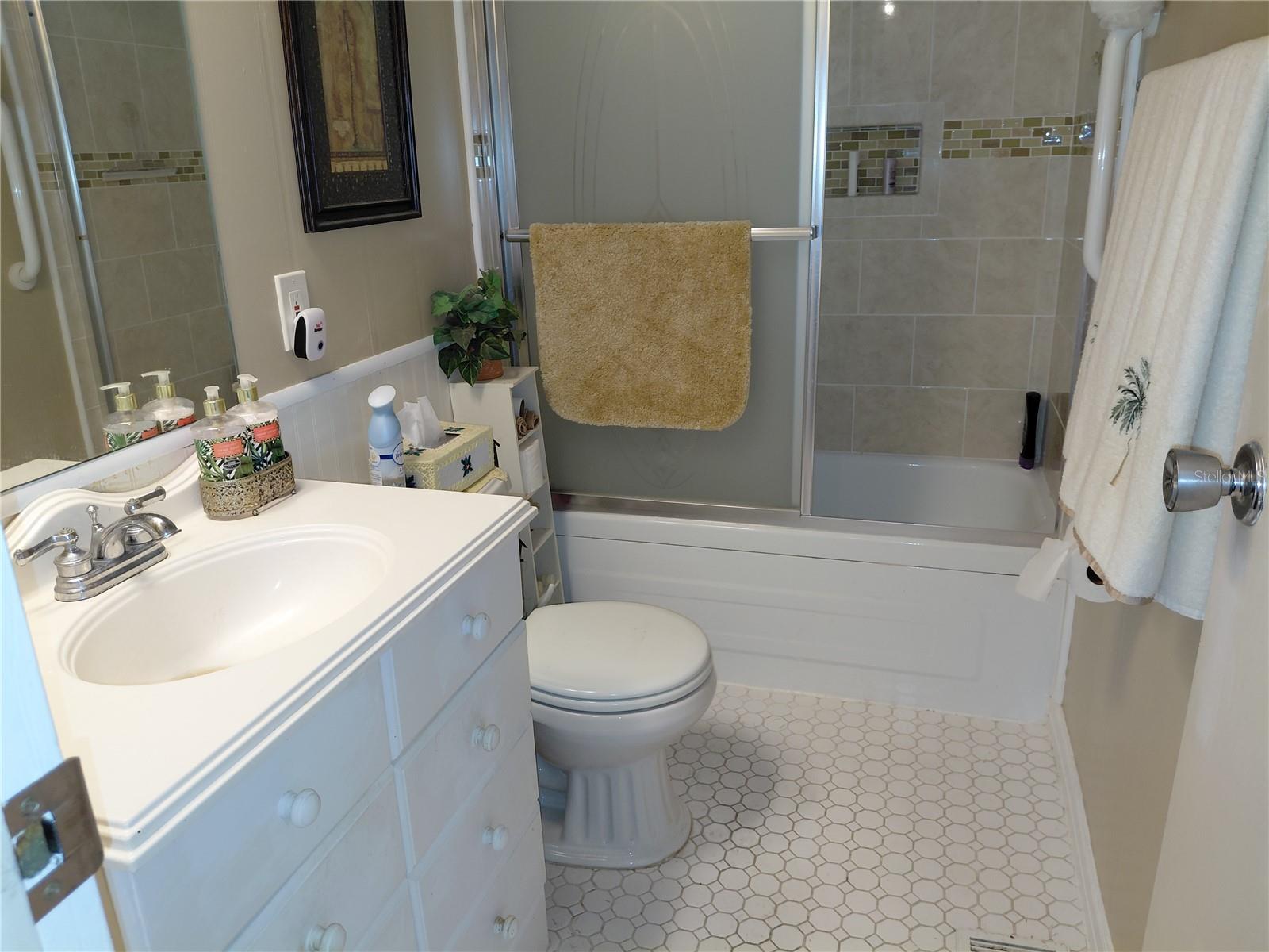 LAKE CONLEY MOBILE HO ME PARK CO - Residential