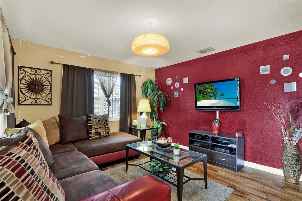 Photo of 2723 W State Street, Tampa, FL 33609 (MLS # TB8443556)