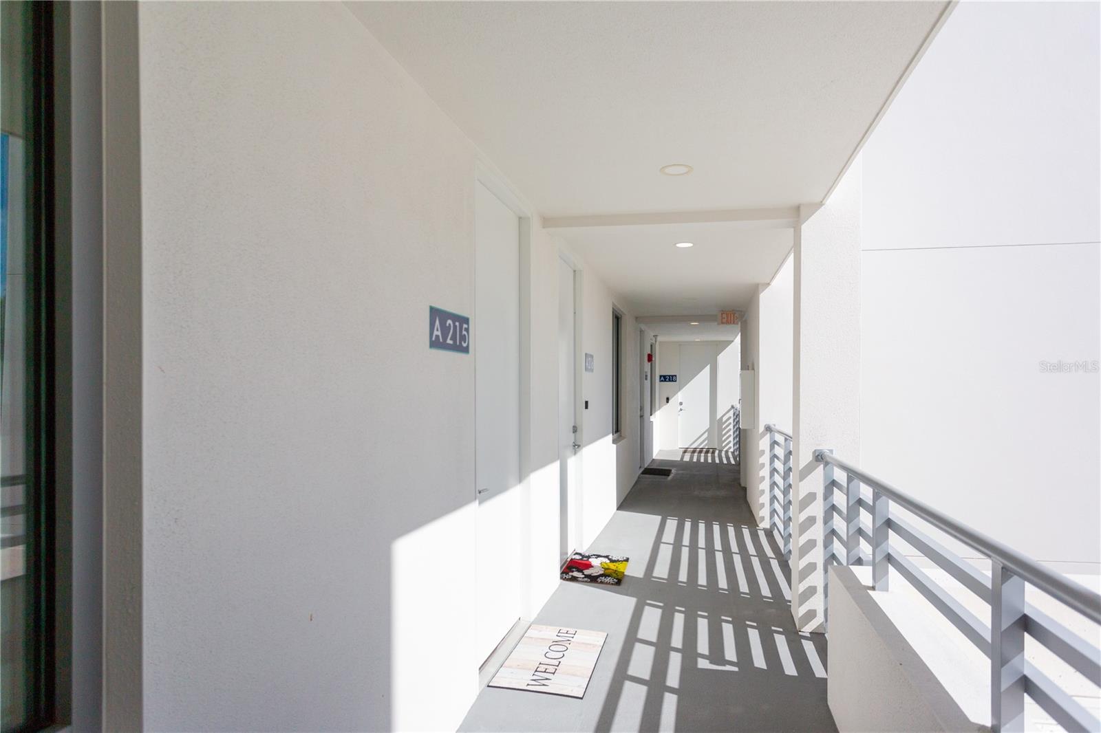 1709 N TAMIAMI TRAIL 215