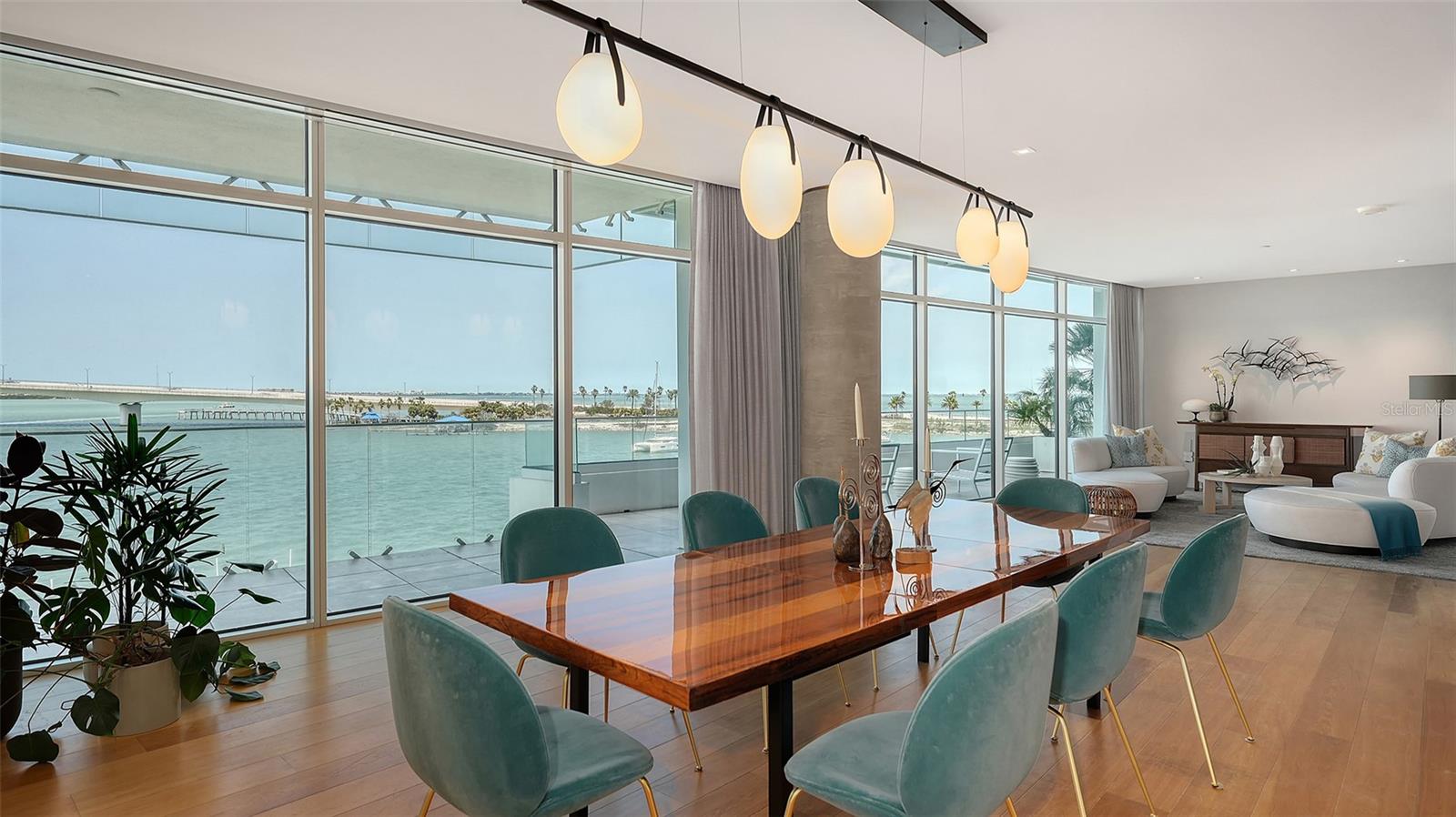 AQUA - Residential
