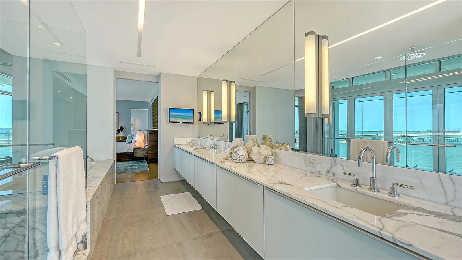 AQUA - Residential