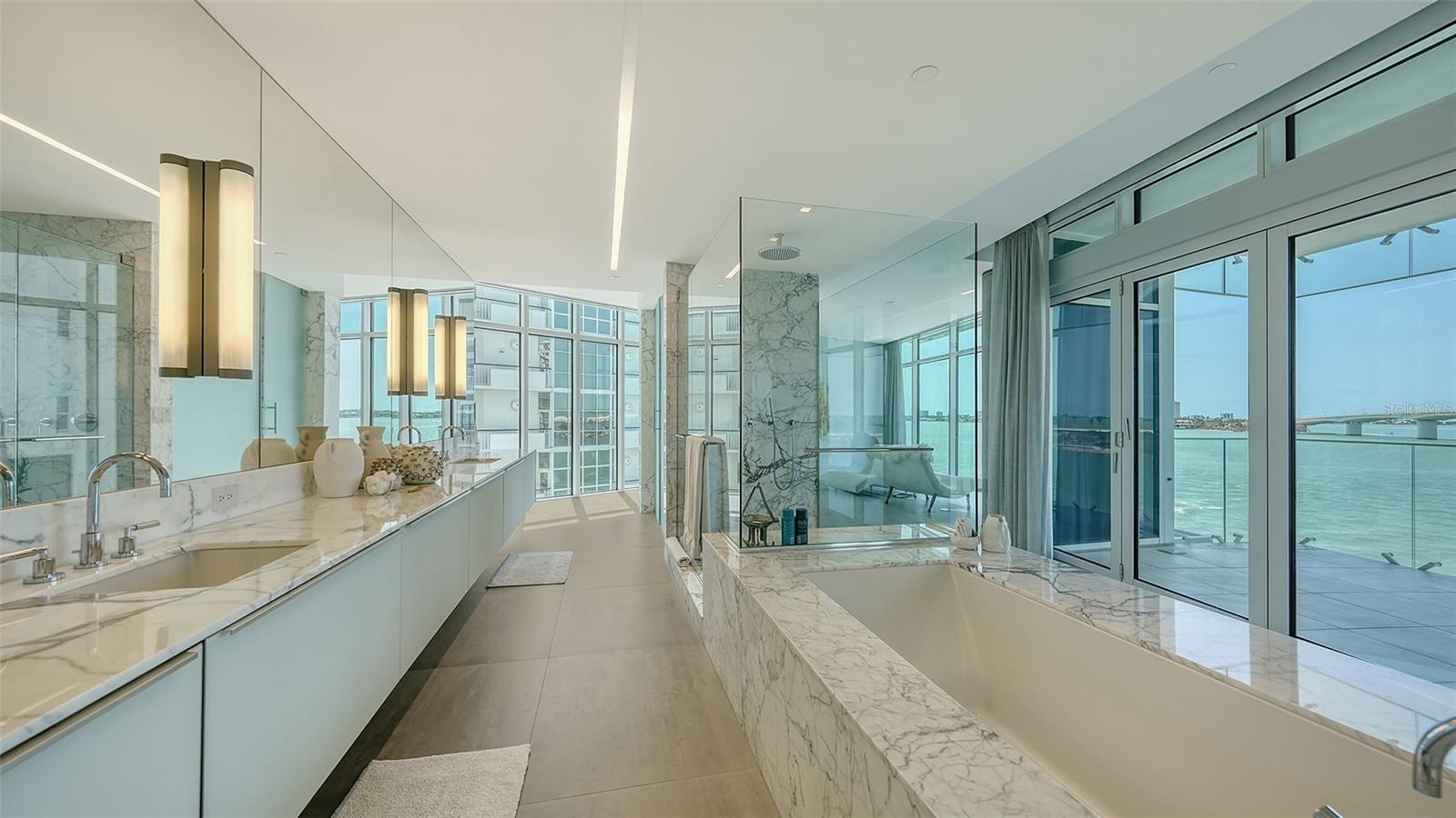 AQUA - Residential