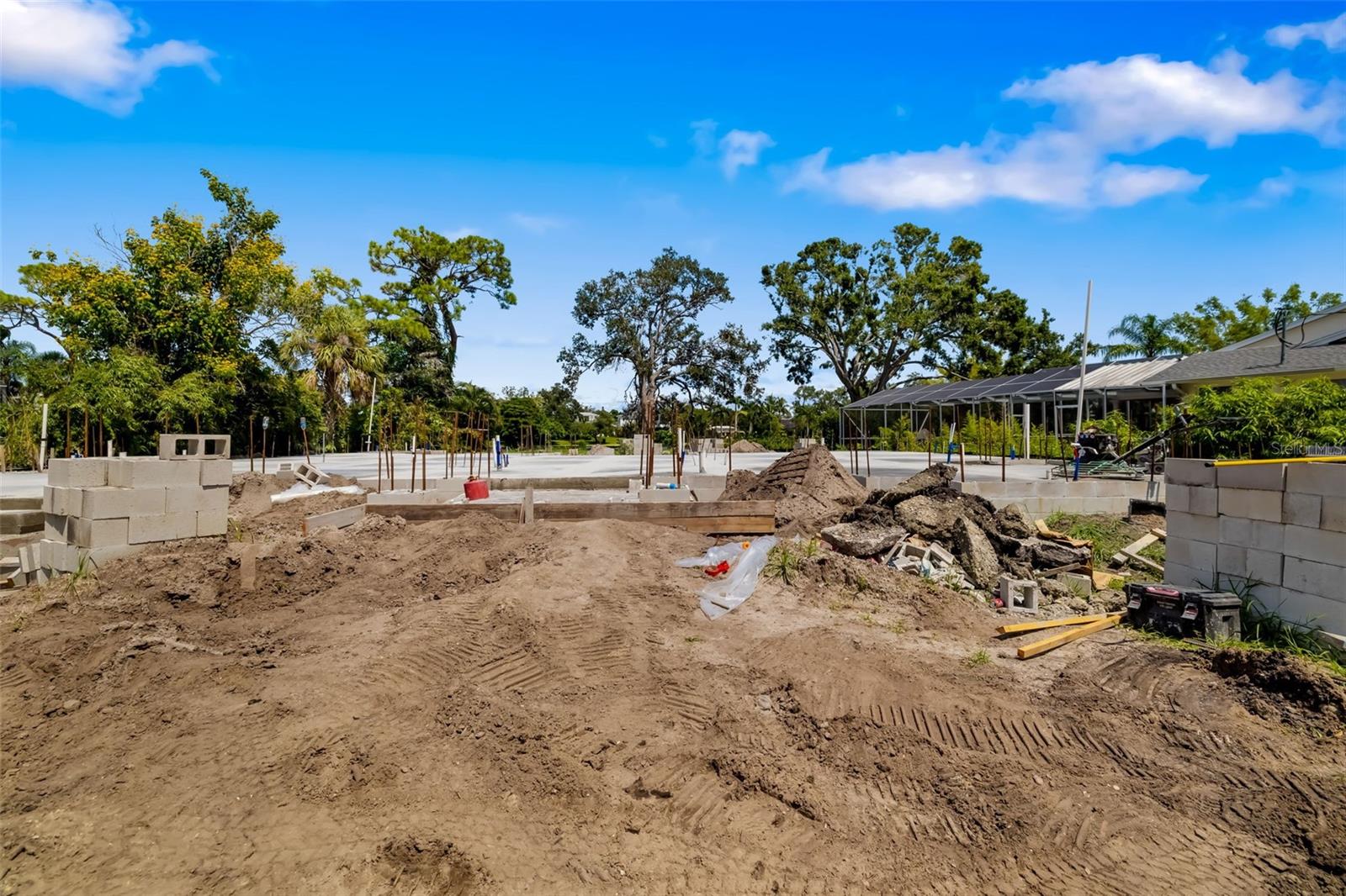 OYSTER BAY ESTATES - Residential