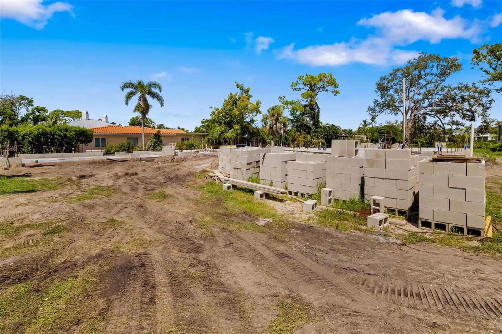 OYSTER BAY ESTATES - Residential