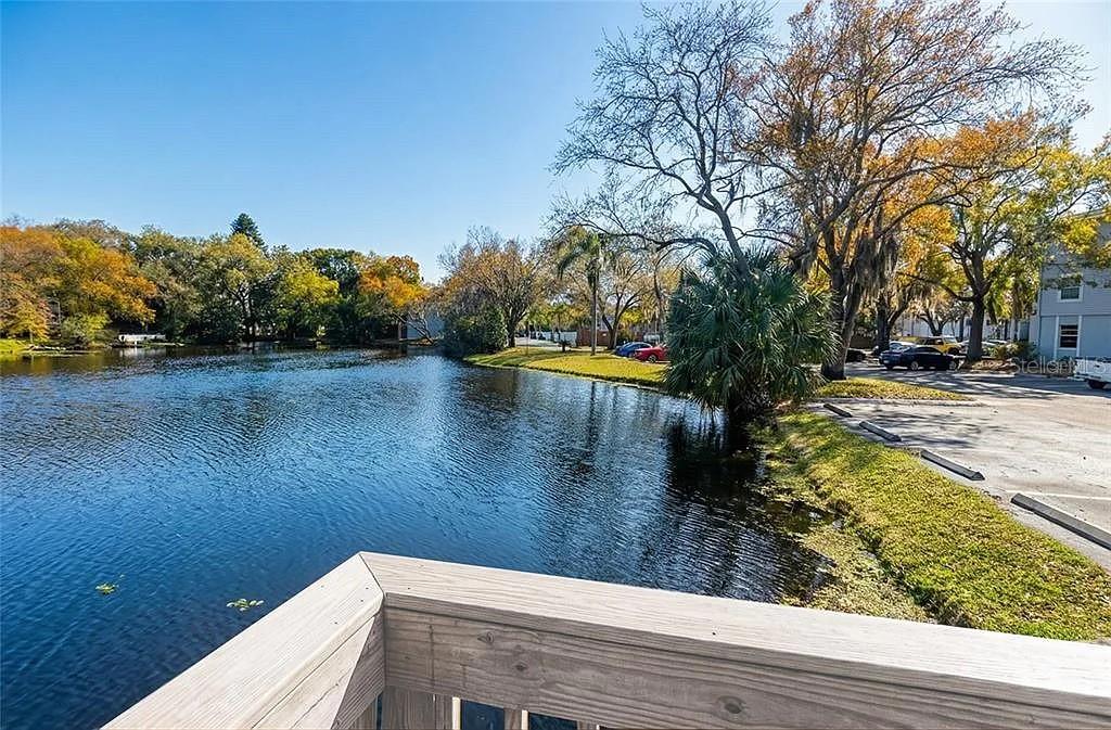 WATERSIDE CONDO III - Residential