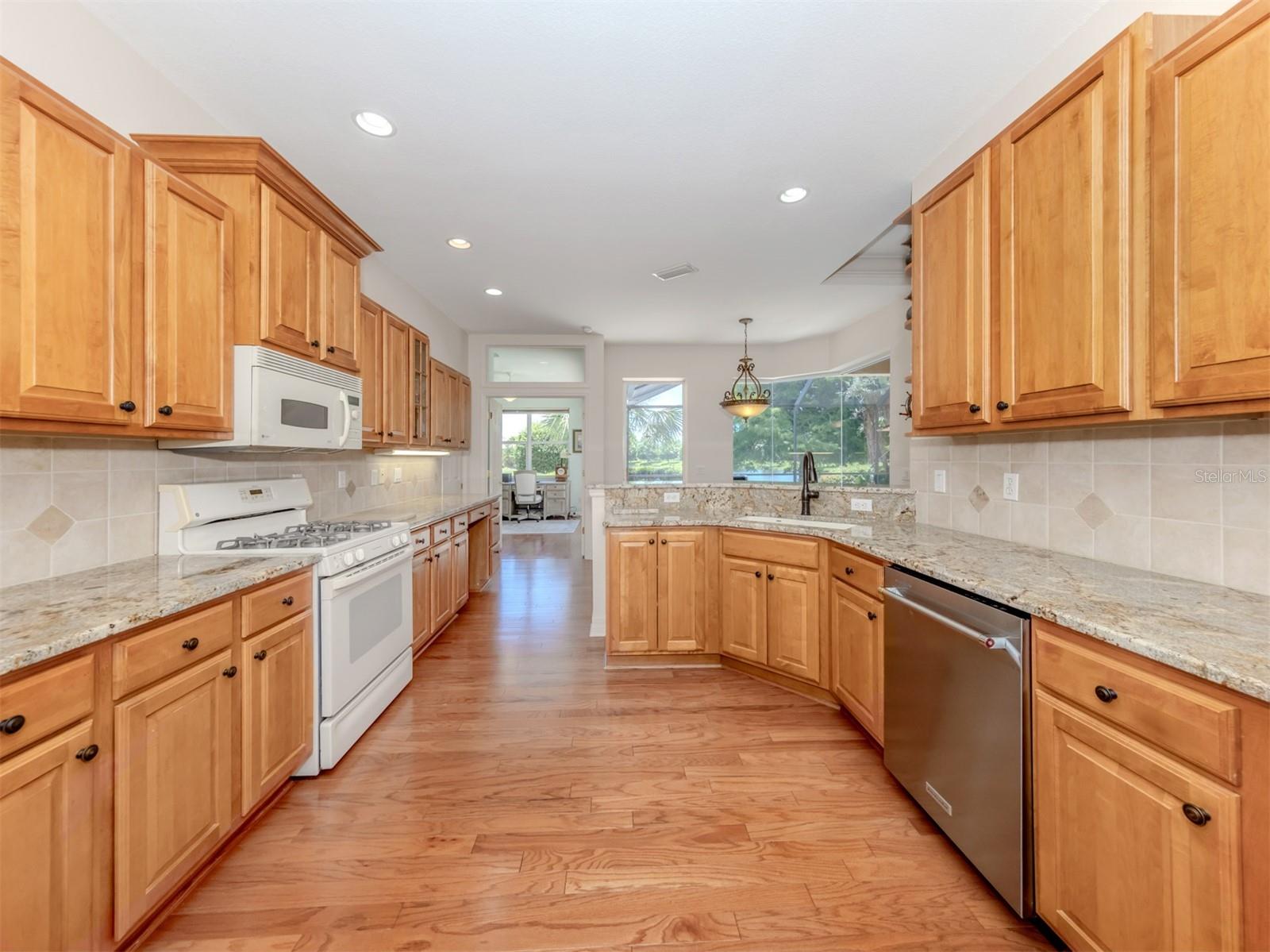 673 CRANE PRAIRIE WAY