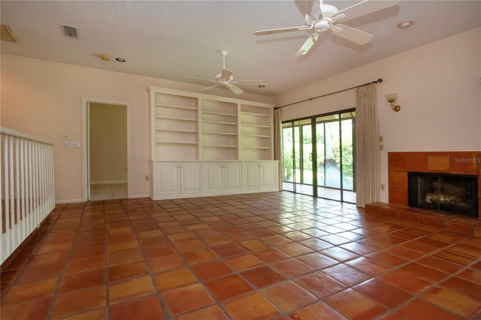 LANDINGS CARRIAGEHOUSE II - Residential