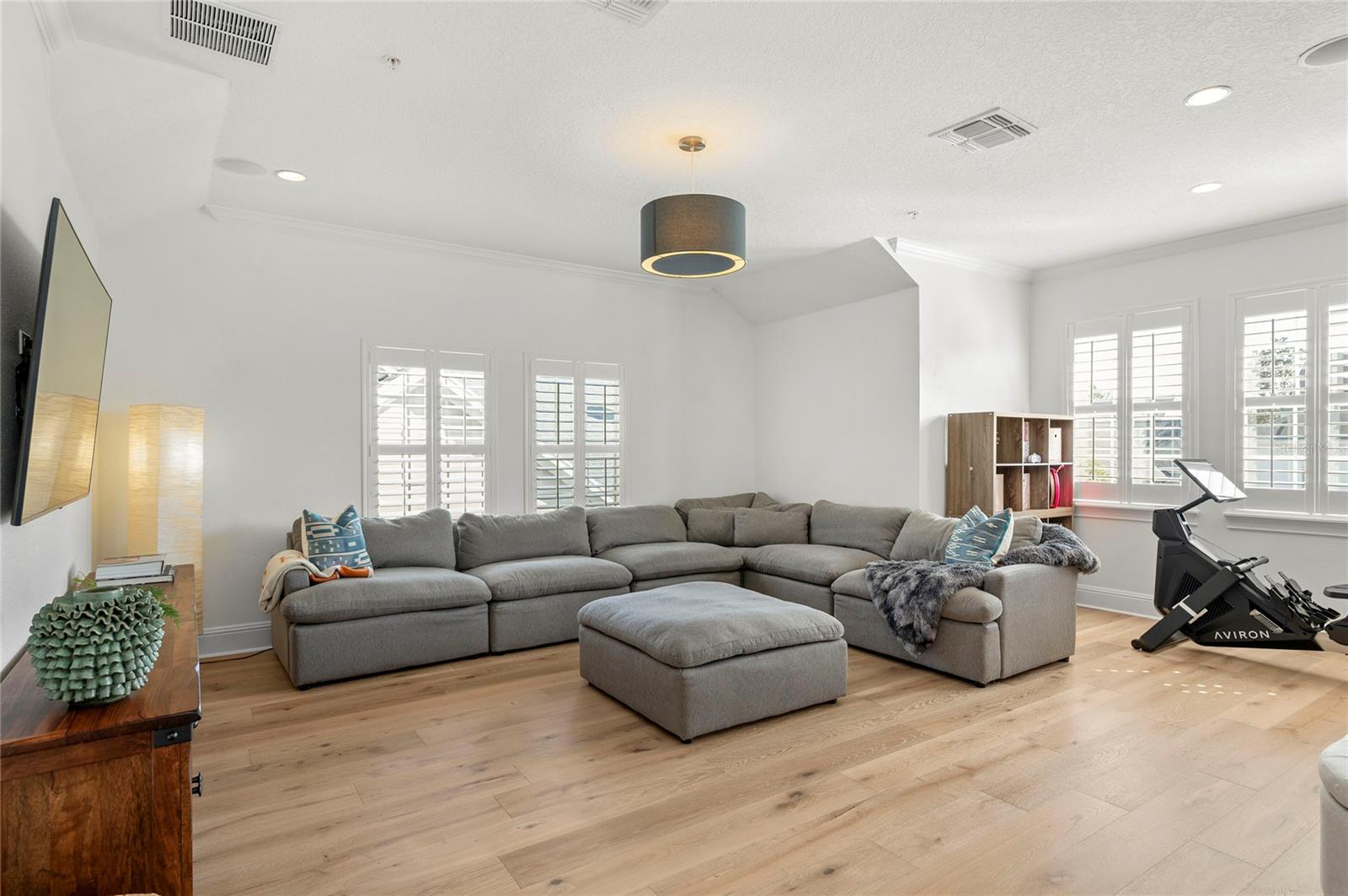 BALDWIN PARK - Residential