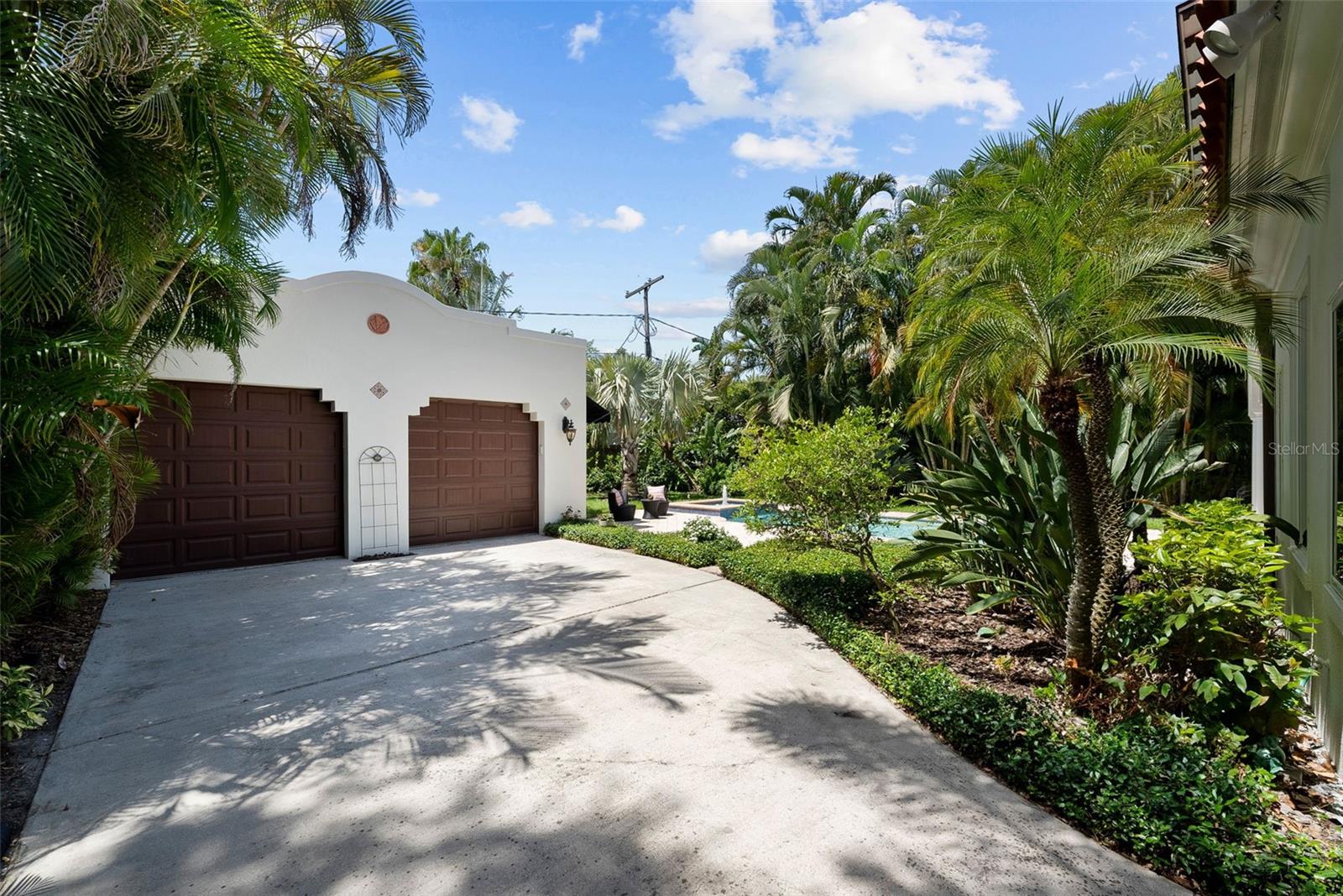 3212 W FOUNTAIN BOULEVARD