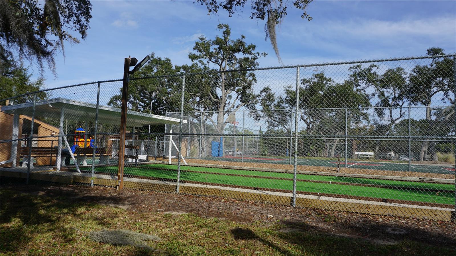 BEACON WOODS - Residential