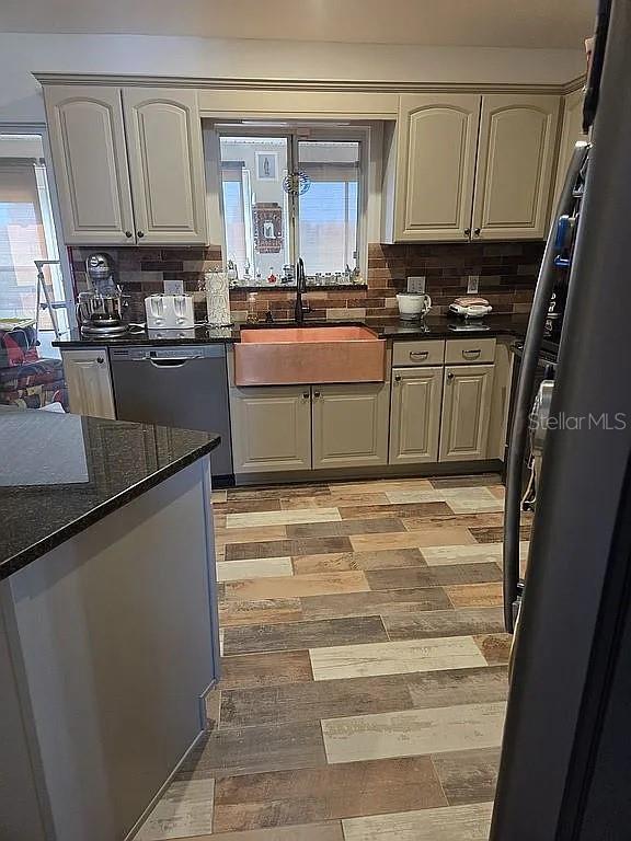 OCALA PALMS UN 06 - Residential