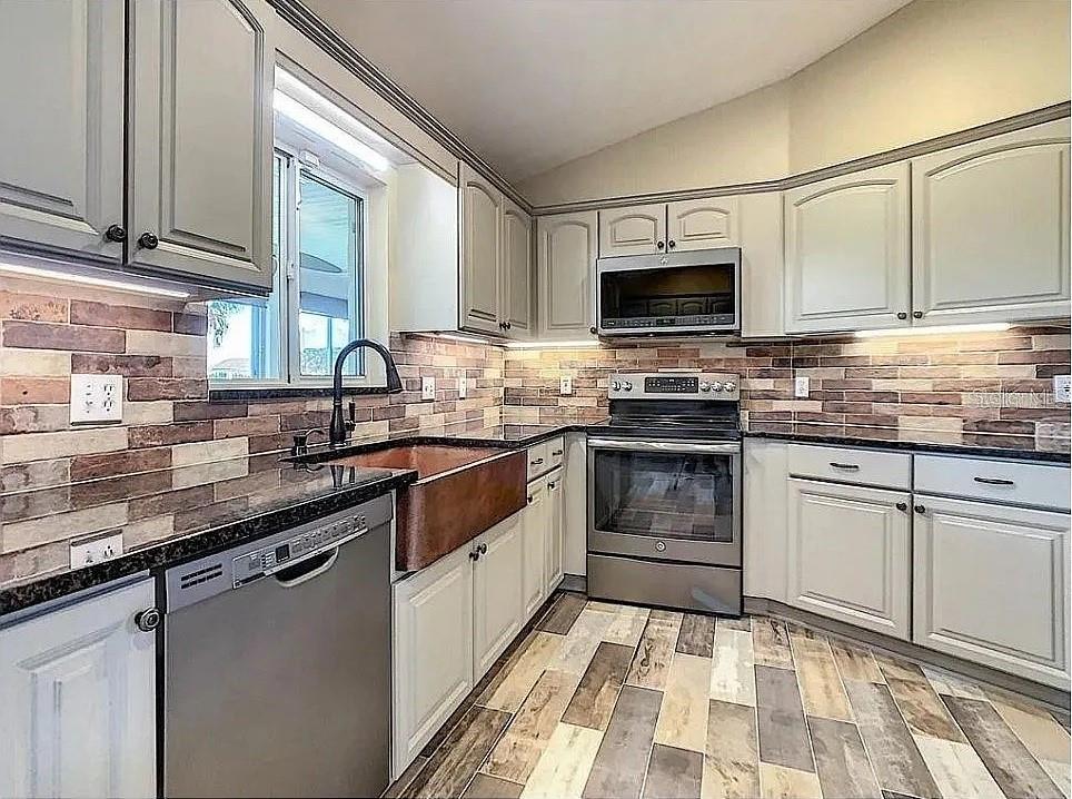 2445 NW 53RD AVENUE ROAD