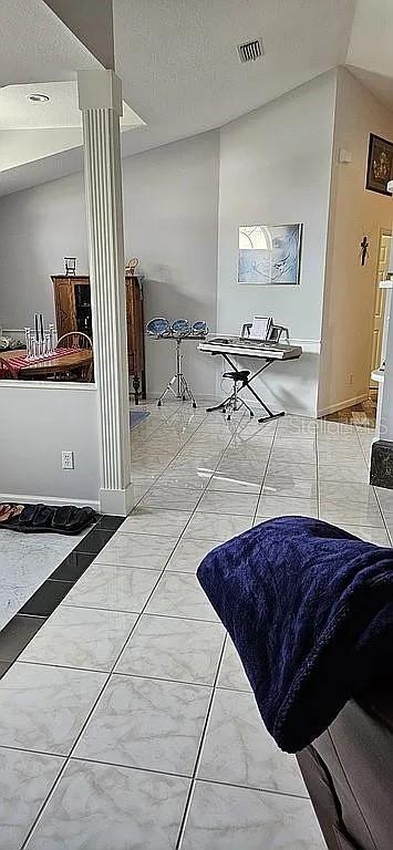 OCALA PALMS UN 06 - Residential