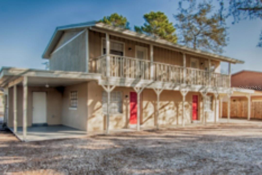 Fantastic location without HOA. Two bedrooms and a bathroom upstairs with a balcony in one of the rooms to enjoy your morning coffee. Downstairs includes a half bath for your guests, an updated kitchen, and a laundry room. Don't miss your opportunity to see this home. Self-touring options are available.