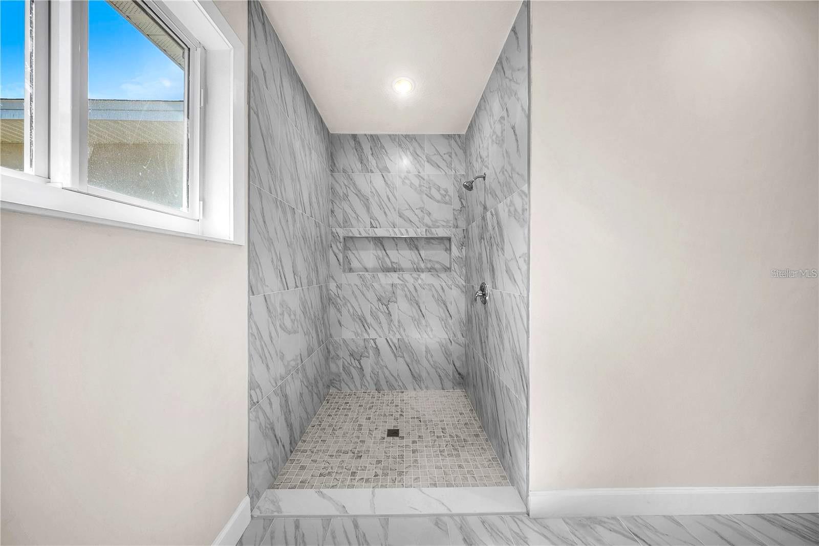 MARION OAKS UN NINE - Residential